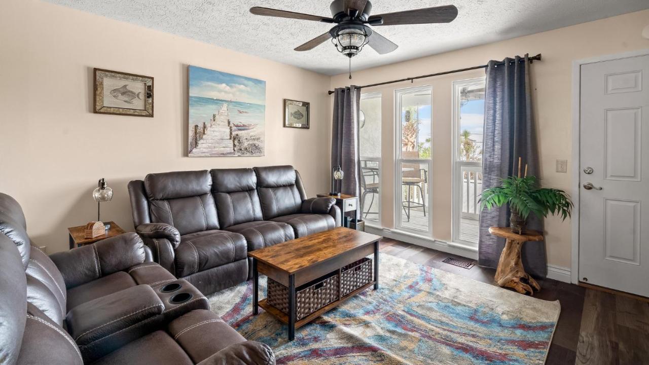 Pet Friendly Townhome With Gulf Views And Hot Tub Right Across From Beach And Schooners Panama Stadt Exterior foto